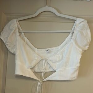 Crop Tie Front Top